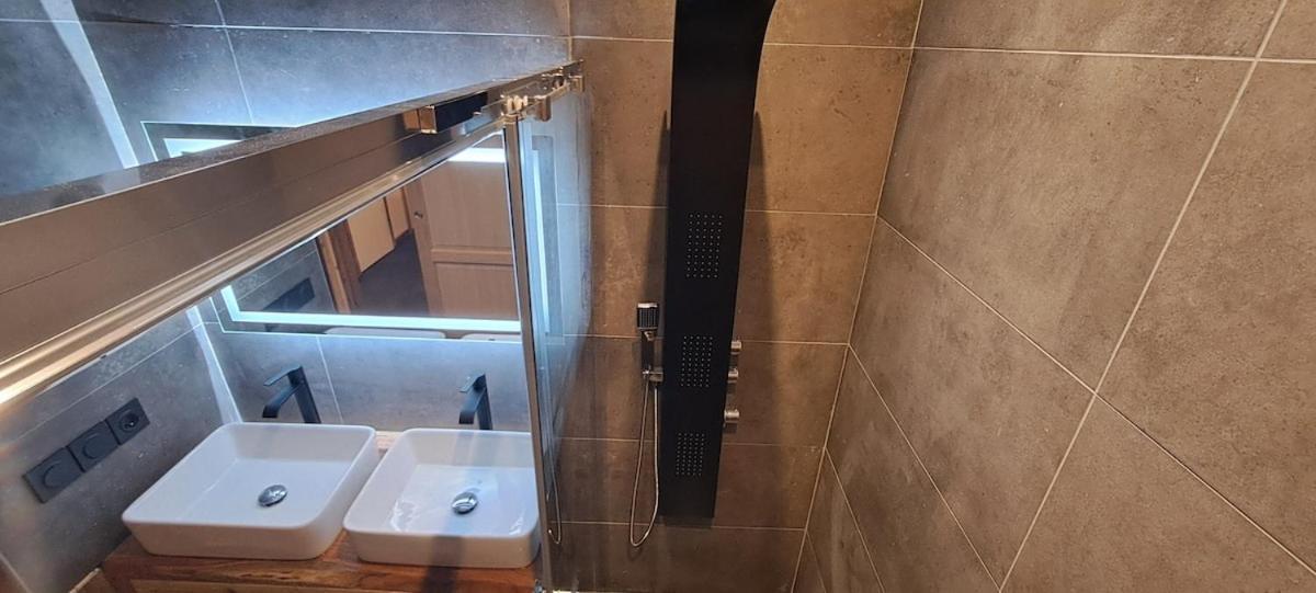 Maison A Moutiers 3 Vallees 4 Chambres 10 Pers 외부 사진