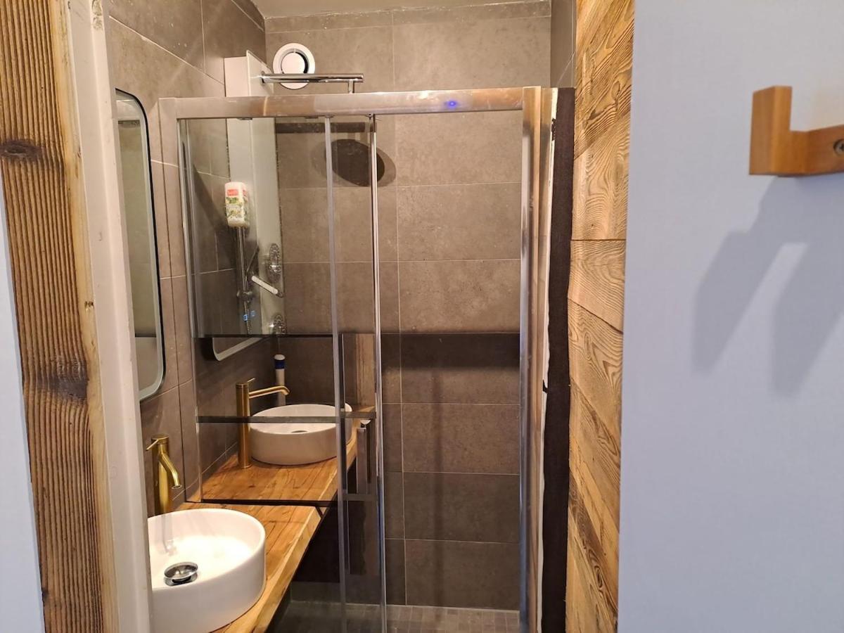 Maison A Moutiers 3 Vallees 4 Chambres 10 Pers 외부 사진